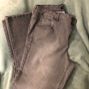 Bandolino "Mandie" Grey 18W Jeans